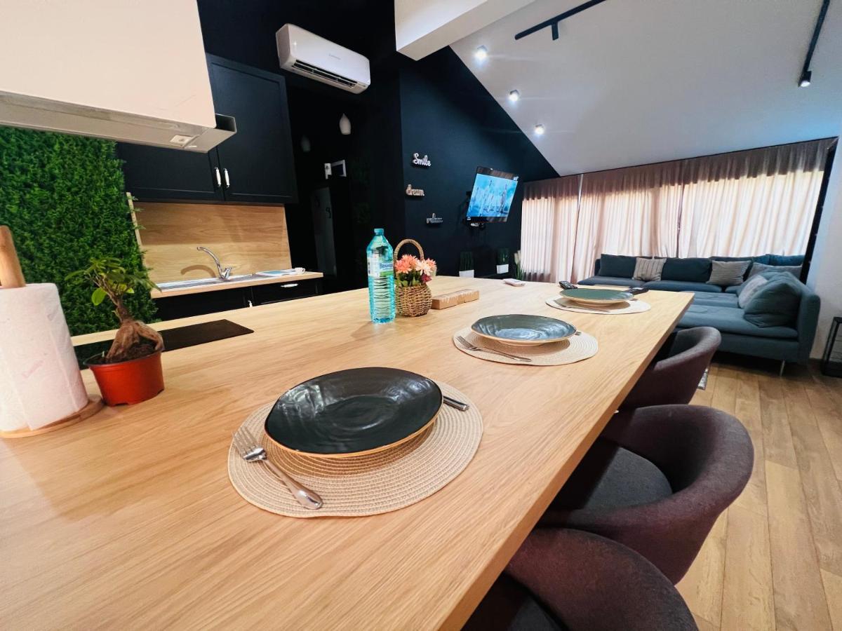 Тop View Apartment บลาโกเอฟกราด ภายนอก รูปภาพ